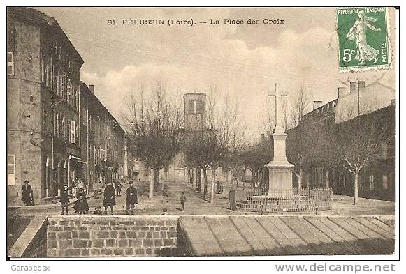 CPA De PELUSSIN - La Place Des Croix. - Pelussin