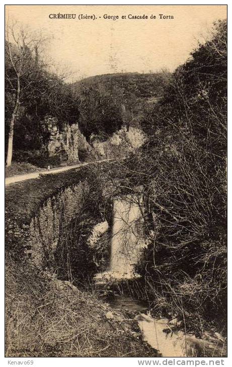 Crémieu ( Isère ) - Gorge Et Cascade De Tortu - Crémieu