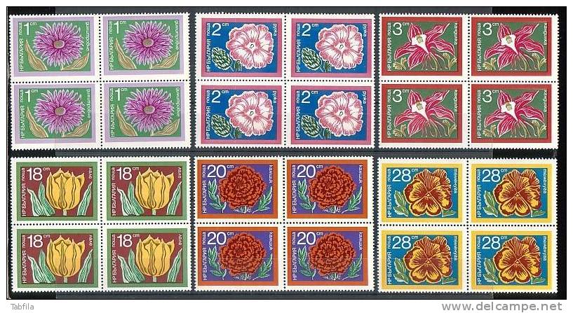 BULGARIA / BULGARIE - 1974 - Fleures De Jarden - 6v  Bl De 4** - Unused Stamps