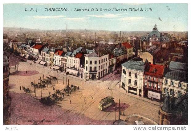 59 / Tourcoing. Panorama De La Grande Place Vers L'Hôtel De Ville - Tourcoing