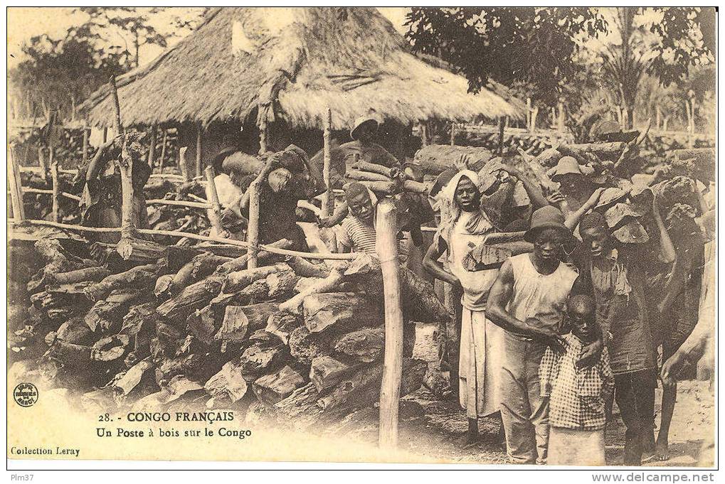 CONGO FRANCAIS - Un Poste à Bois - Transport Du Bois Par Les Indigènes - Non Circulé - French Congo