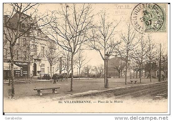 CPA De VILLEURBANNE - Place De La Mairie. - Villeurbanne