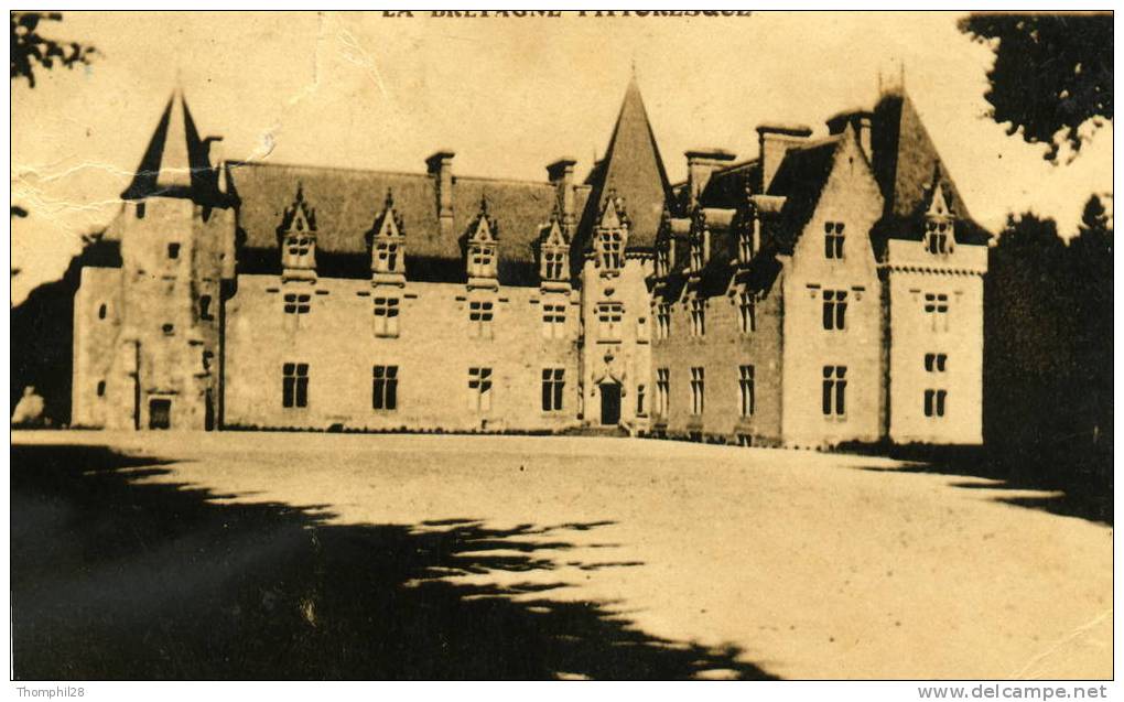 QUINTIN - Le Château Beaumanoir (appartenant à M. Le Comte De Saint-Pierre). - Quintin