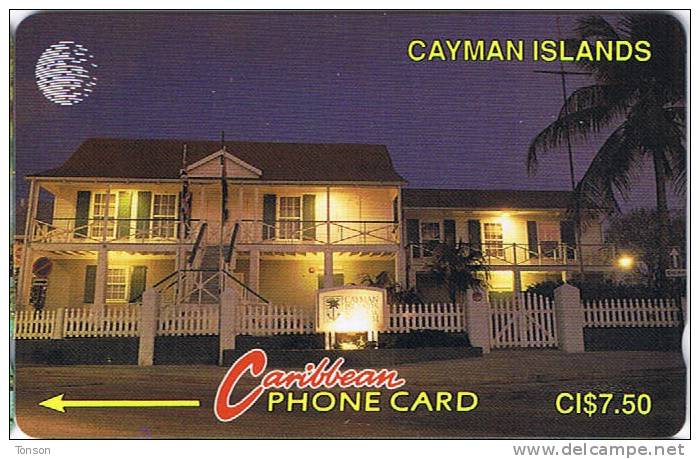 Cayman Islands, CAY-6C,Museum At Night, Silwer Strip. - Iles Cayman