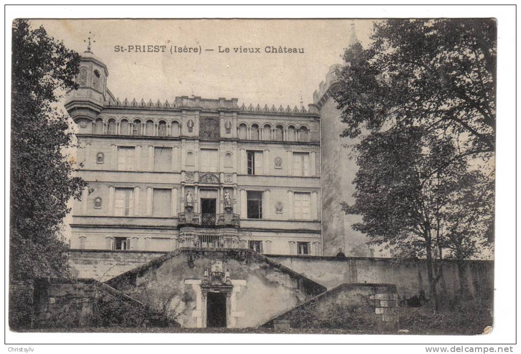 SAINT PRIEST (Isère) Le Vieux Château - Saint Priest