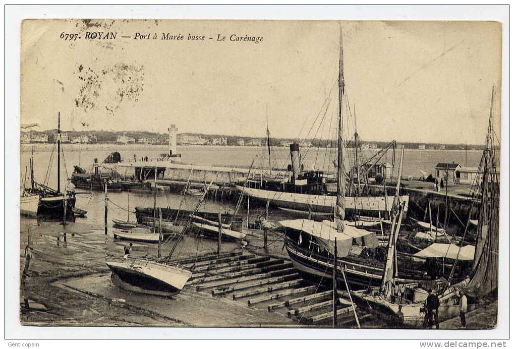 Q1 - ROYAN - Le Port à Marée Basse - Le Carénage (1921) - Royan