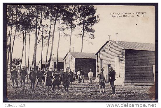 GIRONDE - Souges - Camp Militaire - Quelques Bâtiments - Other & Unclassified