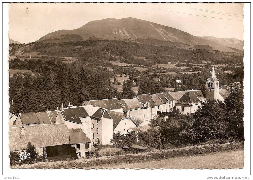 LAFFREY   -   ** VUE GENERALE Et  LE GRAND SERRE  - HOTEL DU GRAND LAC  Téléphone 14 **   -   Edition  C.A.P.   N° 125 - Laffrey