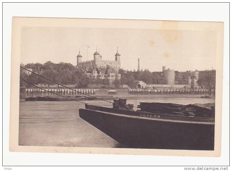 TOWER OF LONDON.-General View From The South Bankof The Thames...N° 22- (2) - River Thames