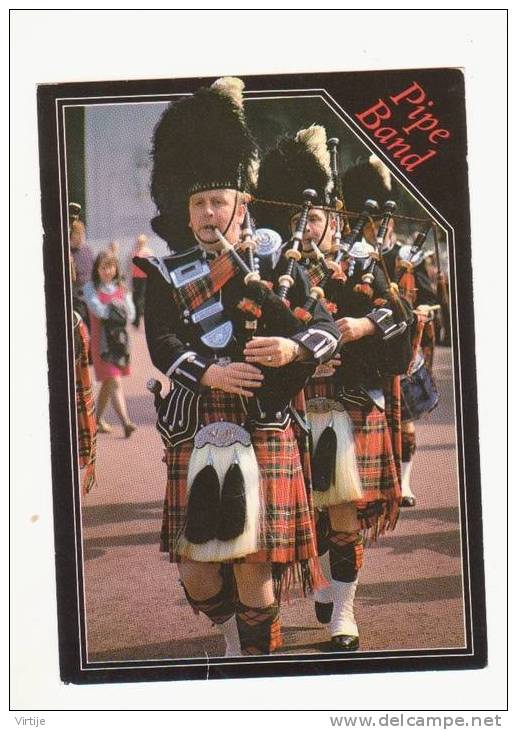 PIPE BAND : A Thrilling Sight And Sound Are The Kilted Scottish Pipe Bands....- N°2SC 279.-(2) - Música