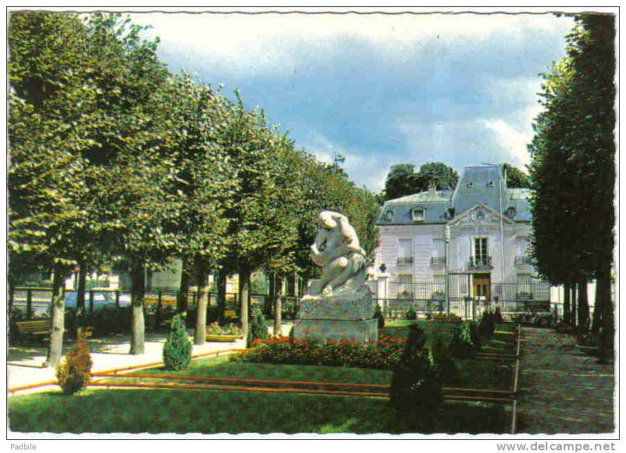 Carte Postale 93.  Gagny La Mairie Et Ses Jardins  Trés Beau Plan - Gagny