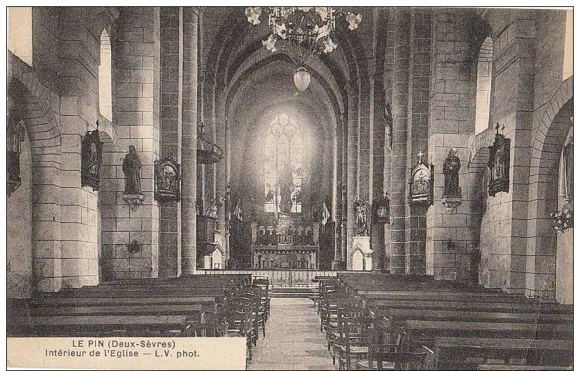 CPA 79 LE PIN Intérieur De L´ Eglise - Autres & Non Classés