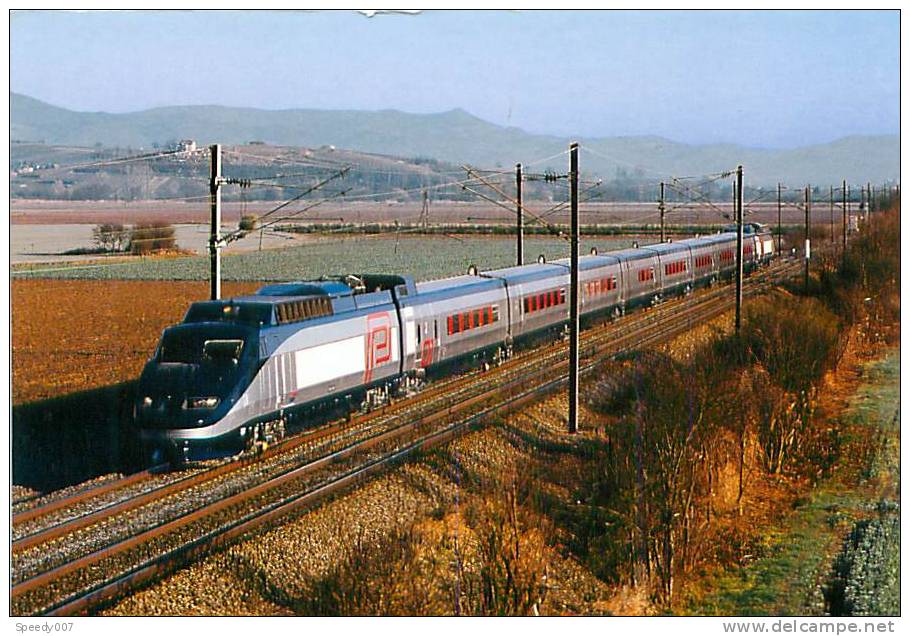 Belle CPM  Prestige Du TGV N°39.Le TGV Démonstration Pendulaire P01 .  C 1258 - Trenes