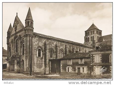 SAINT JOUIN DE MARNES Eglise Abbatiale - Saint Jouin De Marnes