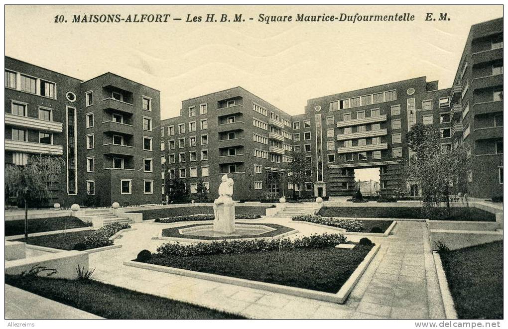 CPA 94 : MAISONS ALFORT Square Dufourmentelle     A VOIR !!! - Maisons Alfort