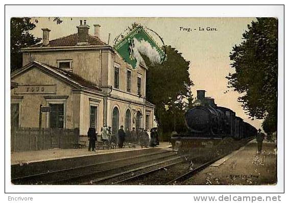 Cpa FOUG La GARE  Train Sur Voie à Quai Voyageurs Chef De Gare Ed Mayet - Foug