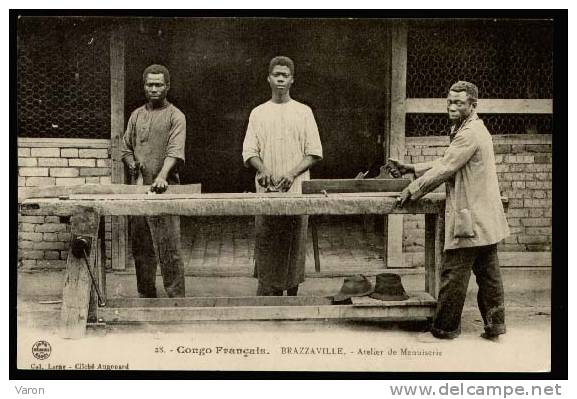 ATELIER DE MENUISERIE à BRAZZAVILLE - CONGO FRANCAIS - Coll LERAY / AUGOUARD - Artisanat