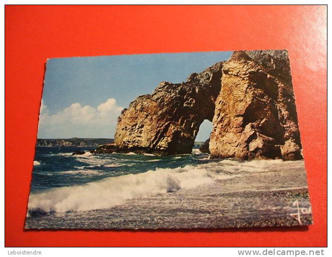 CPSM -(29-FINISTERE)-PRESQU´ILE DE CROZON ,ROCHER DECOUPE SUR LA COTE PRES DE MORGAT-CARTE EN BON ETAT. - - Crozon