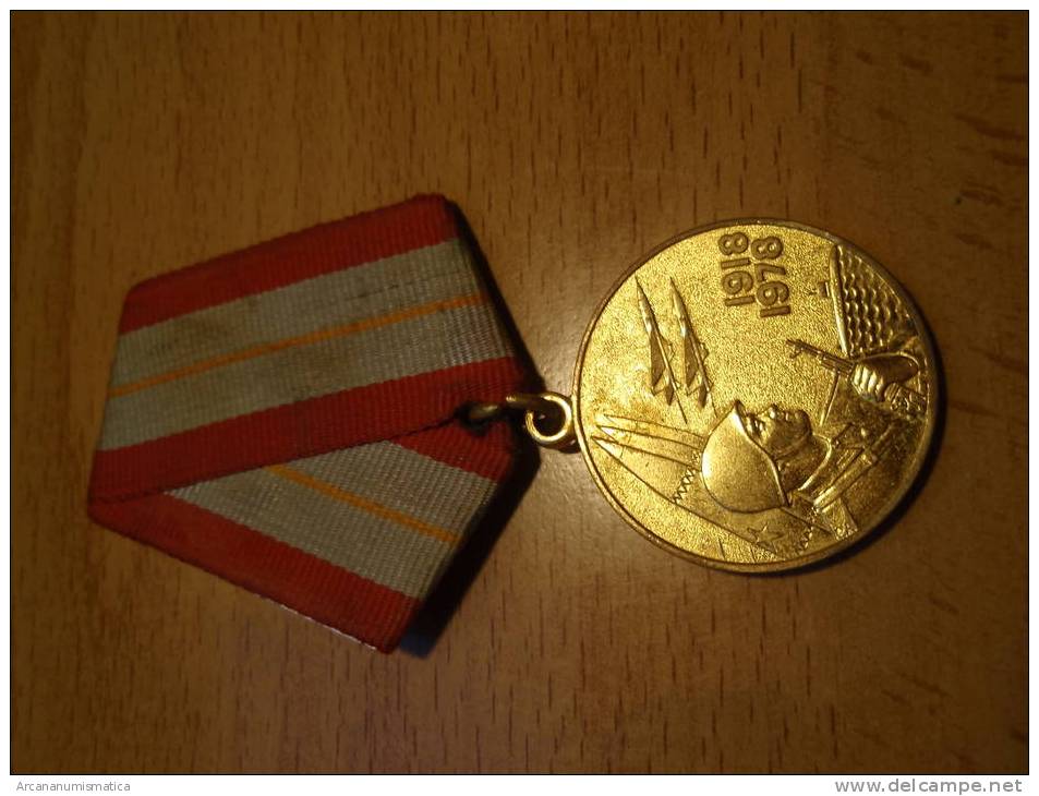 MEDALLA  RUSIA (MILITAR)   "60 Aniversario De Las Fuerzas Armadas Sovieticas"   DL-6923 - Otros & Sin Clasificación