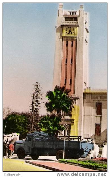 ALGERIE  /  MOSTAGANEM  ( Près D´ORAN )  /  L´ HÔTEL  DE  VILLE  ( + AUTOMOBILES Années 50 :  Traction CITROËN ) - Mostaganem