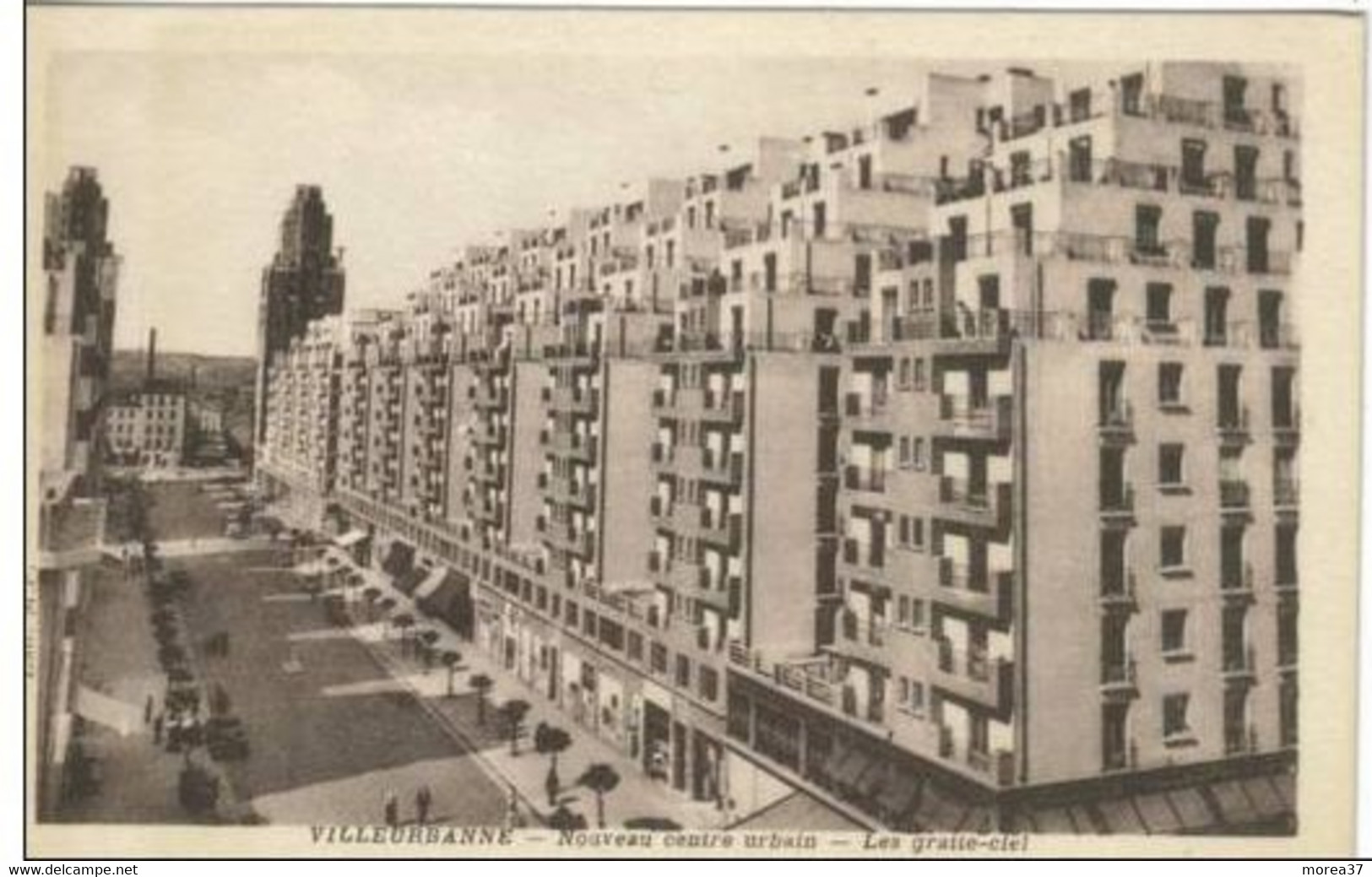 VILLEURBANNE  Nouveau Centre Urbain Les Gratte Ciel - Villeurbanne