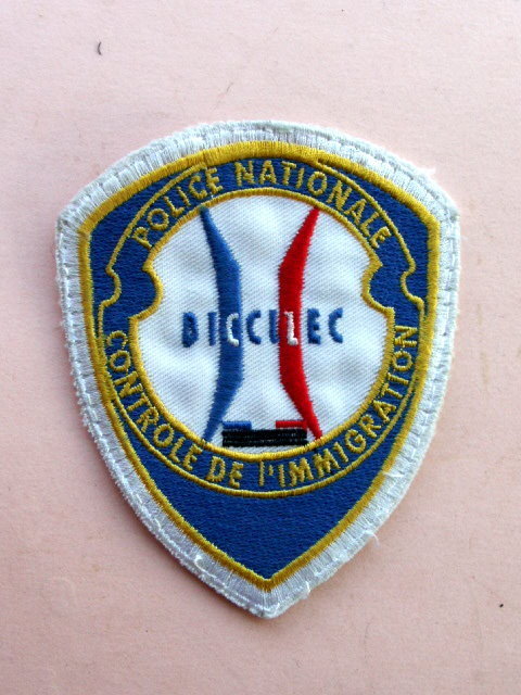 Police Nationale: Ecusson Triangle Poitrine DICCILEC 90x74mm - Police & Gendarmerie