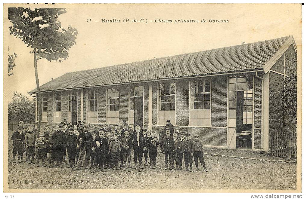 BARLIN - Classes Primaires De Garçons -  Non Circulé, Défaut Minime - Barlin