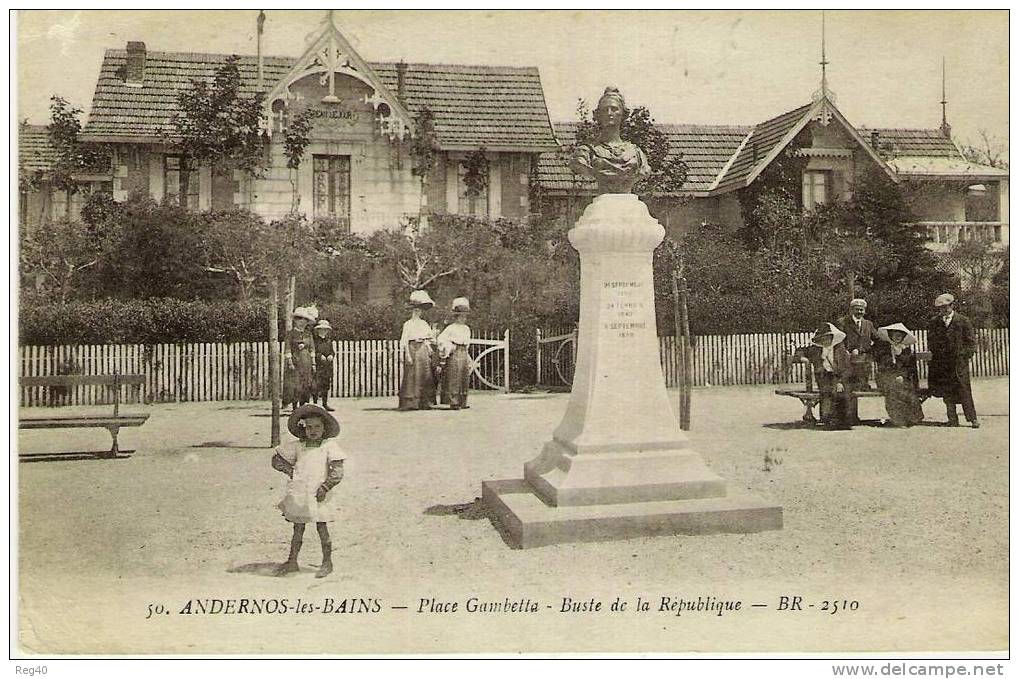 D33 - ANDERNOS LES BAINS  -  Place Gambetta -  Buste De La République - Andernos-les-Bains