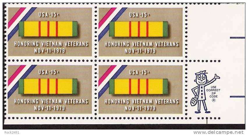 US Scott 1802 - Zip Block Of 4 - Vietnam Vets 15 Cent - Mint Never Hinged - Blocs-feuillets