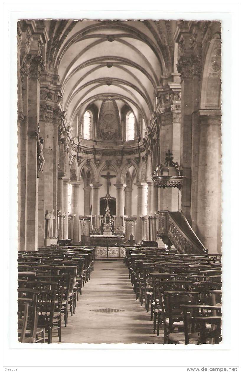 LE CATEAU.Intérieur De L'Eglise - Le Cateau