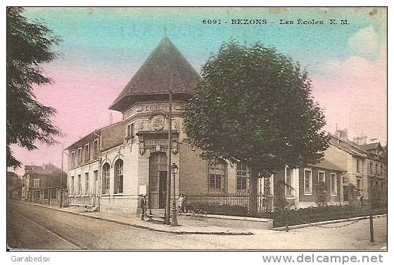 CPA De BEZONS - Les Ecoles. - Bezons