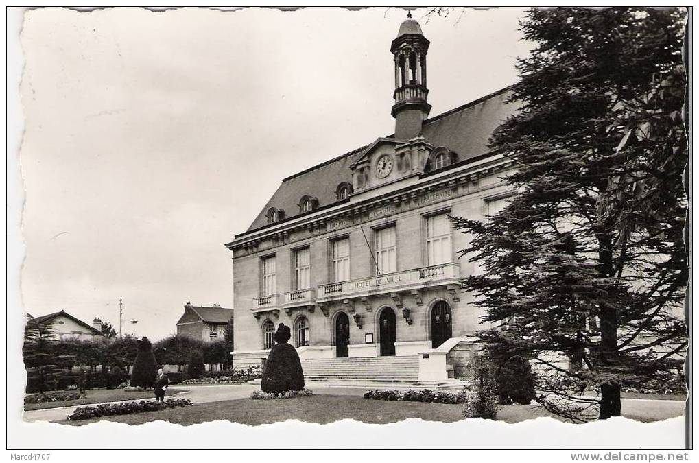 AULNAY Sous BOIS 93 L'Hotel De Ville Editions Pégorier Timbre RectoCarte Dentelée Véritable Photo - Aulnay Sous Bois