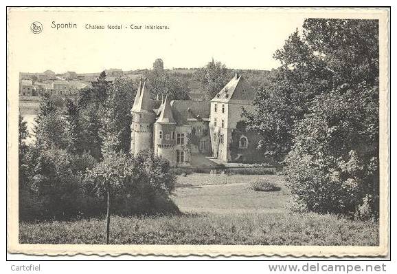 SPONTIN- CHATEAU FEODAL-COUR INTERIEURE - Yvoir