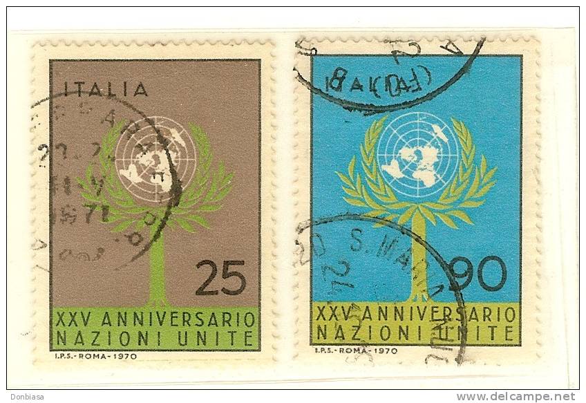 Rep. Italiana: selezione di 38 serie complete USATE 1961-1981 montate su cartoncino (vedi immagini)