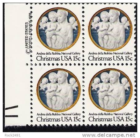 US Scott 1768 - Copyright Block Of 4 - Christmas 15 Cent - Mint Never Hinged - Blocs-feuillets