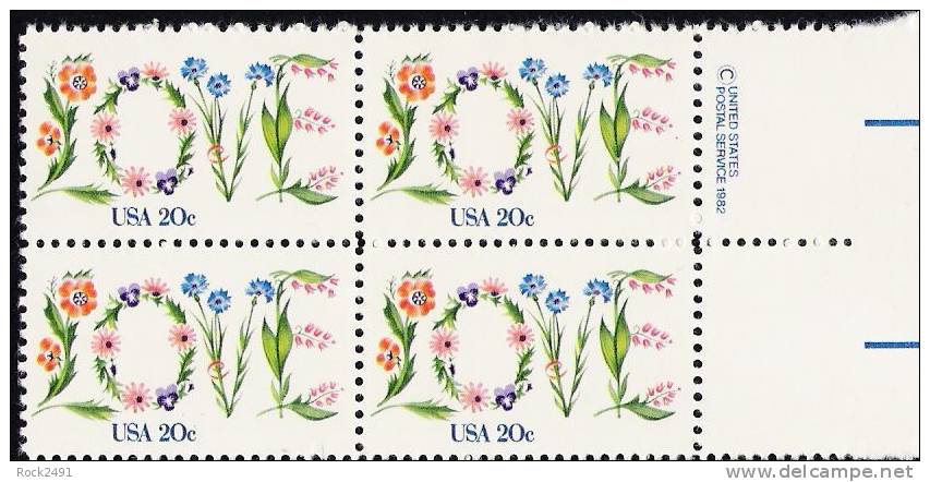 US Scott 1951A - Copyright Block Of 4 - LOVE 20 Cent - Mint Never Hinged - Blocs-feuillets