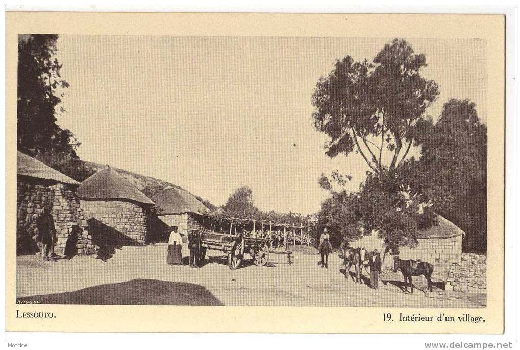 LESSOUTO    -      Intérieur D'un Village.avec Un Attelage. - Lesotho