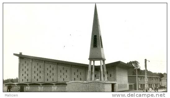 NORD- Ref  59249- Lambersart - L Eglise N D De Fatima -architecte :mr Lis   - Cpsm Petit Format -carte Bon Etat - - Lambersart