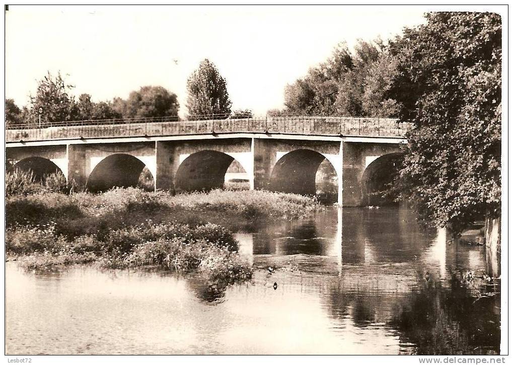 Cpsm, Ecouché (Orne), Pont Sur L´Orne - Ecouche