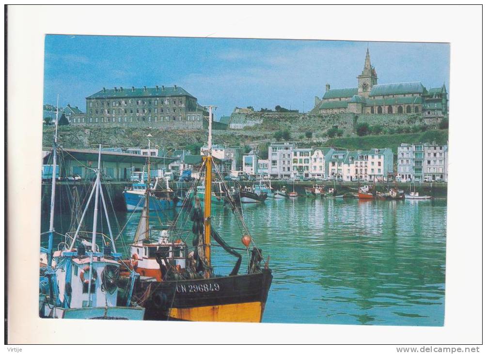 LOT DE 2 CP De La MANCHE :CAP DE LA HAGUE.- Le Phare De Goury Et GRANVILLE.- Le Port De Pêche.-(2) - Autres & Non Classés