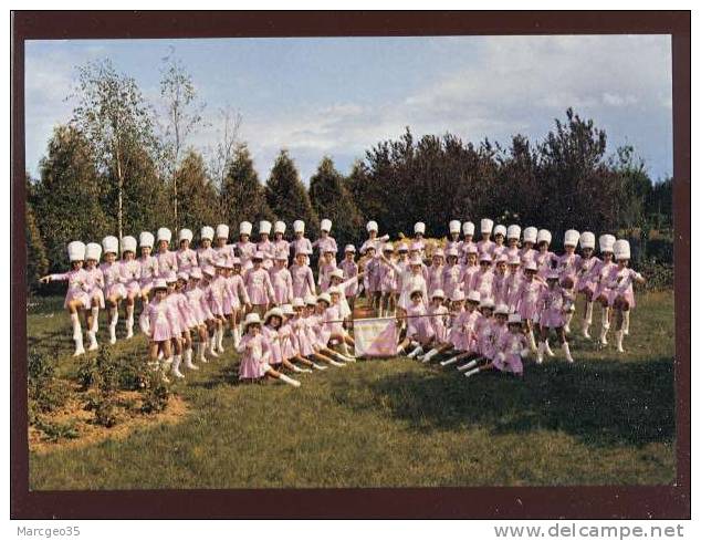 Joyeuse Cordée Majorettes De Conlie édit.hamelin N° 77/722 Belle Cpsm - Conlie