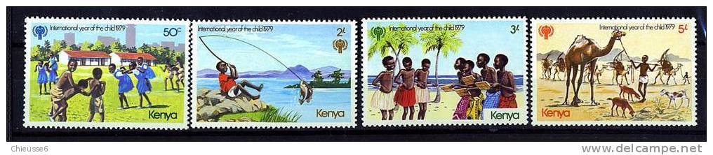 Kenya **  N° 134 à 137 - Année Internationale De L'enfant - Kenya (1963-...)