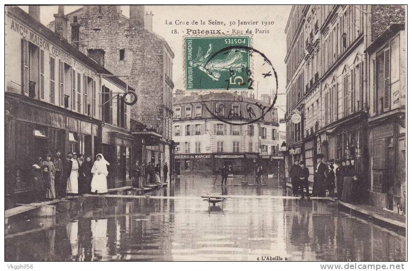 PUTEAUX  Rue De Paris             Inondation En 1910   Belle Animation - Puteaux