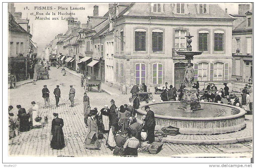 CPA  FISMES  Place Lamotte Et Rue De La Huchette  Marché Aux Légumes - Fismes