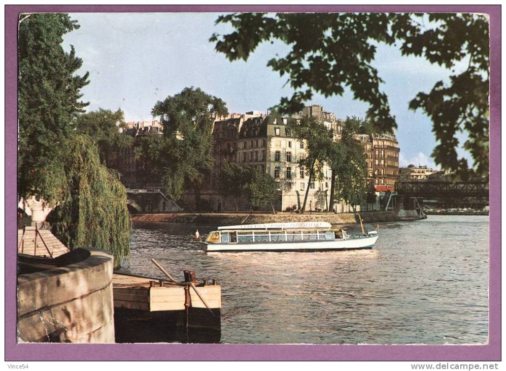 PARIS - La Seine, L´Ile De La Cité Et Le Bateau Mouche. Collection Messager N° 885. Circulé 1970. 2 Scans - La Seine Et Ses Bords
