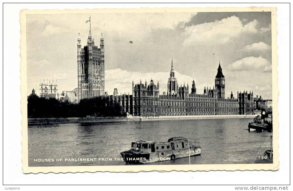 OLD FOREIGN 2013 - UNITED KINGDOM - ENGLAND - HOUSES OF PARLIAMENT FROM THE THAMES - LONDON - River Thames