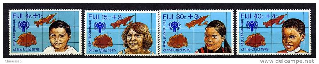 Fidji ** N° 401 à 404 - Année Internationale De L'enfant - Fiji (1970-...)
