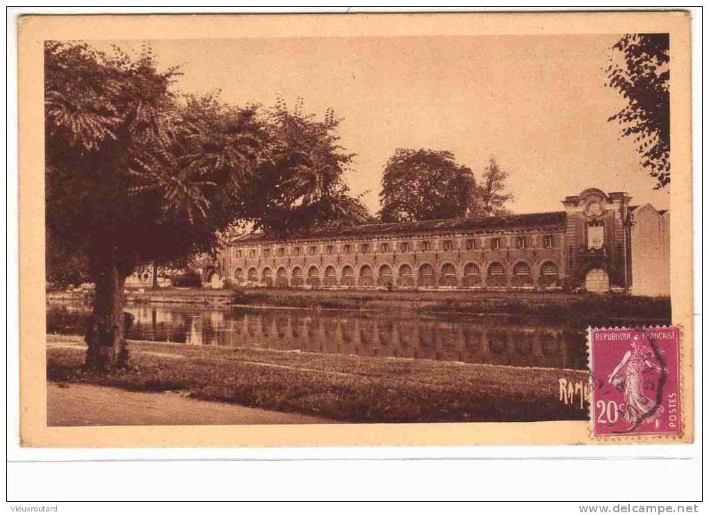 CPA.  QUAI DE LA CHARENTE A JARNAC. DATEE 1935. - Jarnac