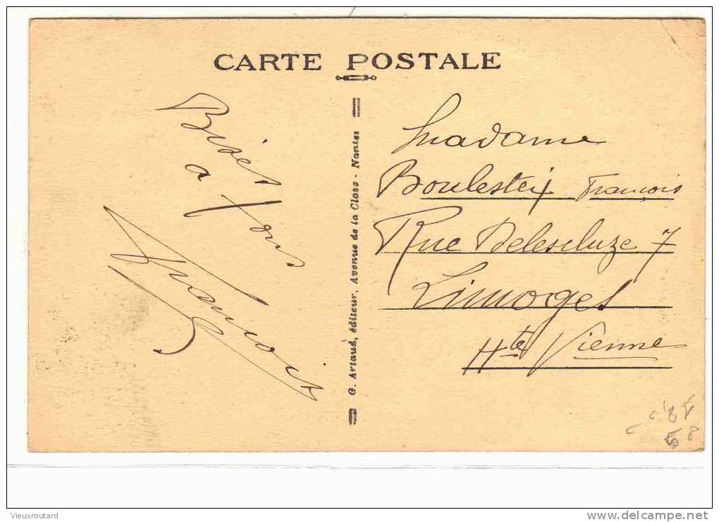 CPA. ANIMEE. CARHAIX"KER.AHES". STATUE DE LA TOUR D'AUVERGNE.OFFICIER FRANCAIS.....DATEE 1932. - Carhaix-Plouguer