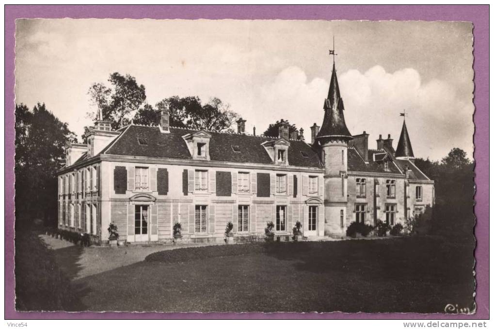 CREPY EN VALOIS - Château De Géresmes. Ed. Combier N° 31104. Photo Véritable - Crepy En Valois